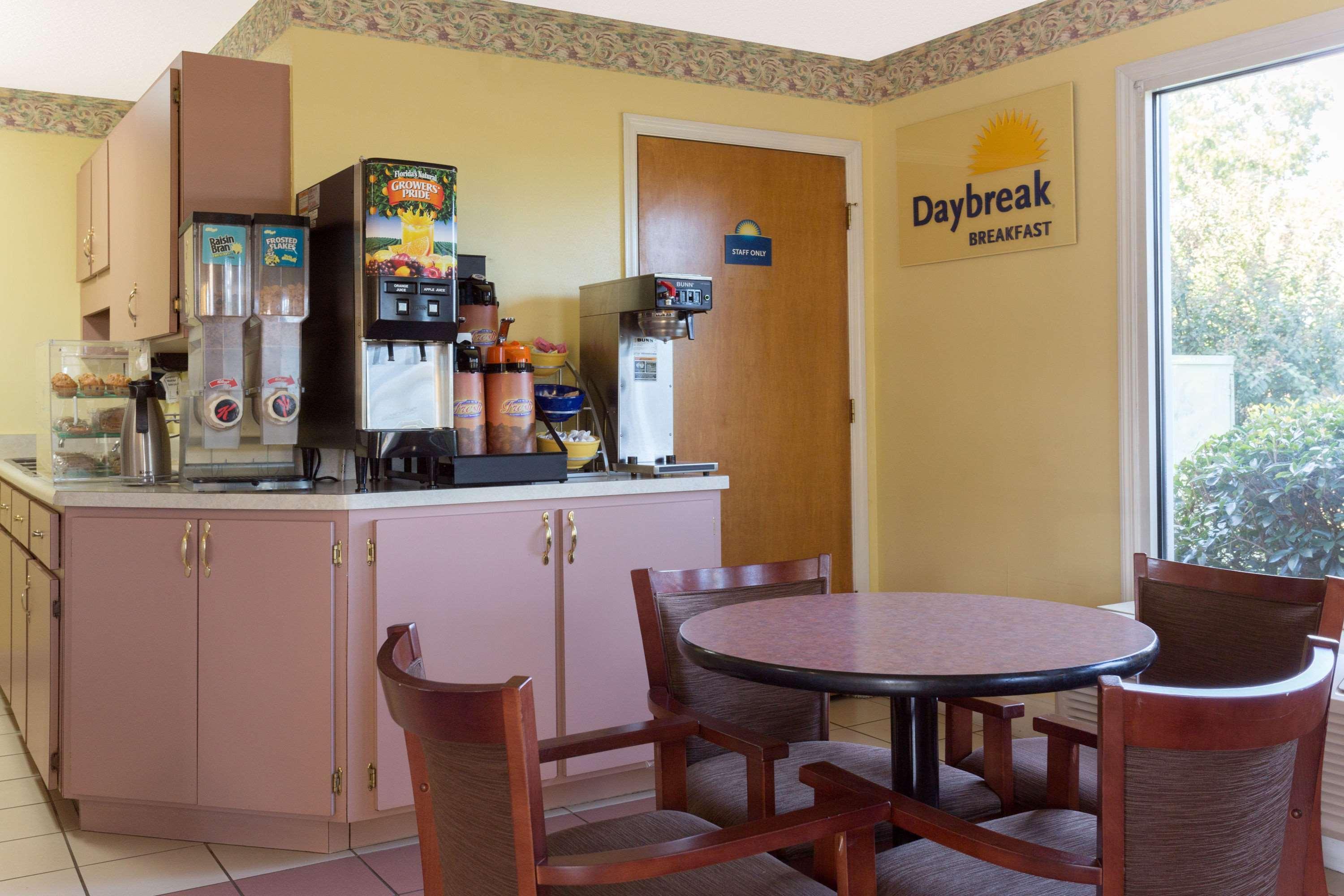 Days Inn Lamont/Monticello Zewnętrze zdjęcie